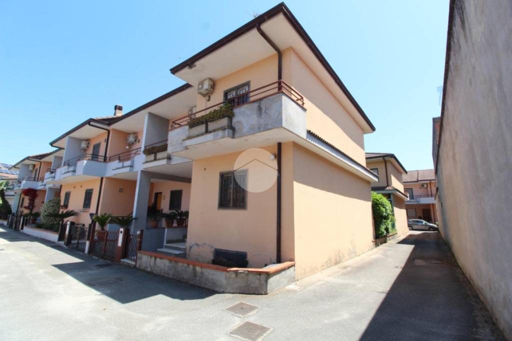 casa indipendente in vendita a Santa Maria Capua Vetere