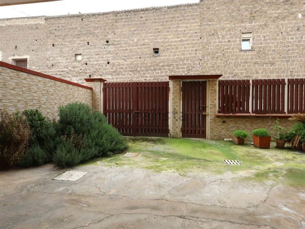 appartamento in vendita a Santa Maria Capua Vetere in zona Sant'Andrea dei Lagni