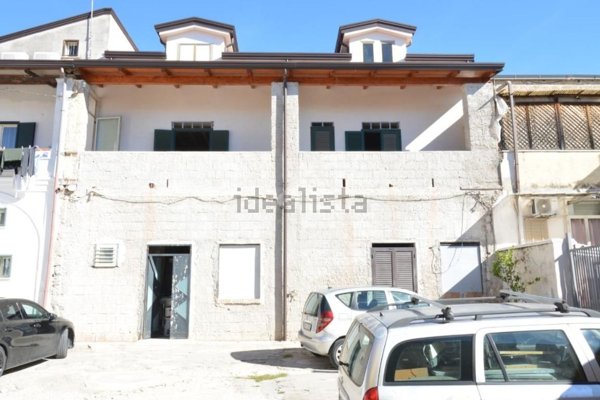 casa indipendente a Santa Maria Capua Vetere in zona Sant'Andrea dei Lagni