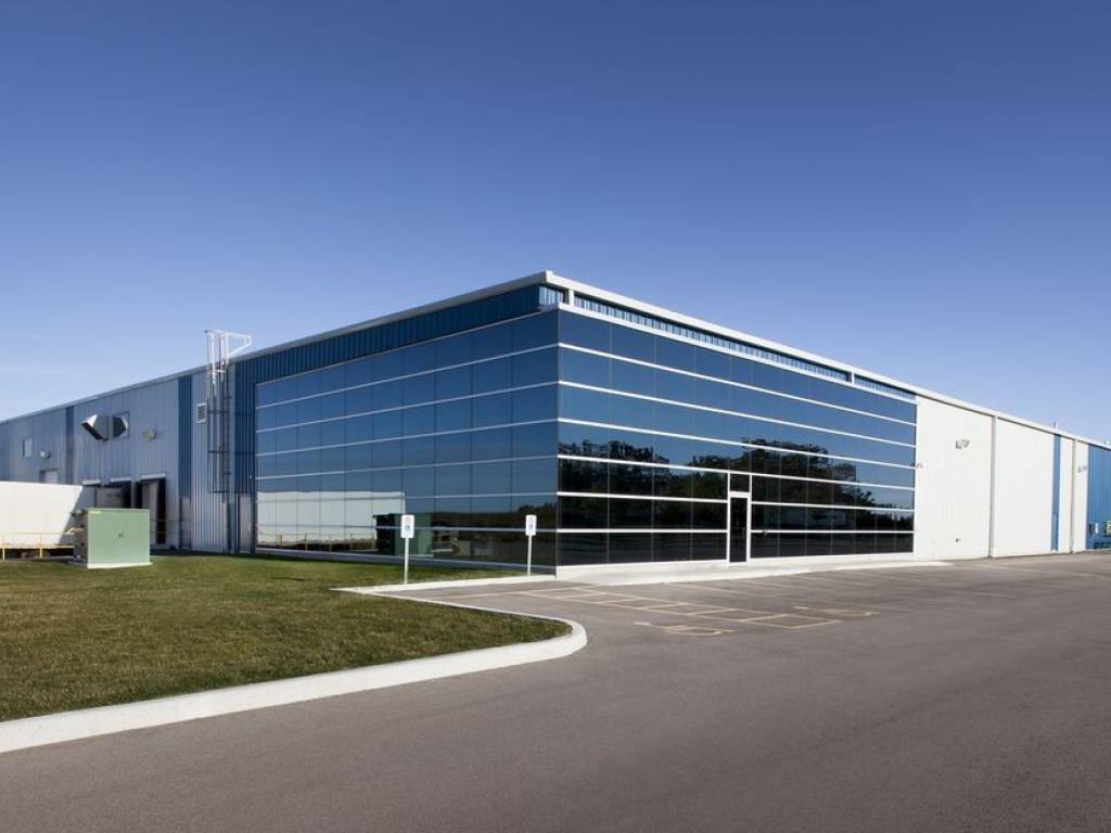 locale commerciale in vendita a Santa Maria la Fossa