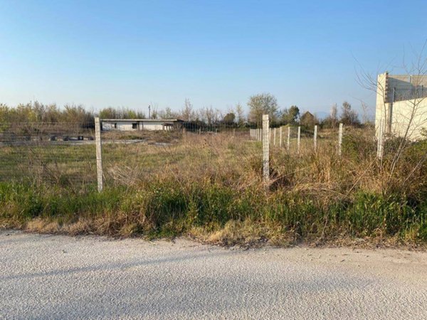 terreno agricolo in vendita a Santa Maria la Fossa
