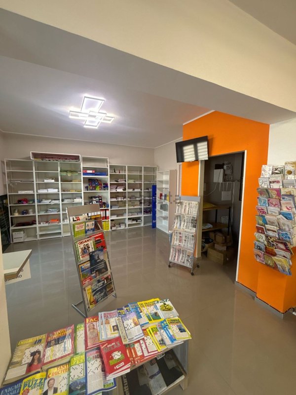 negozio in vendita a San Tammaro