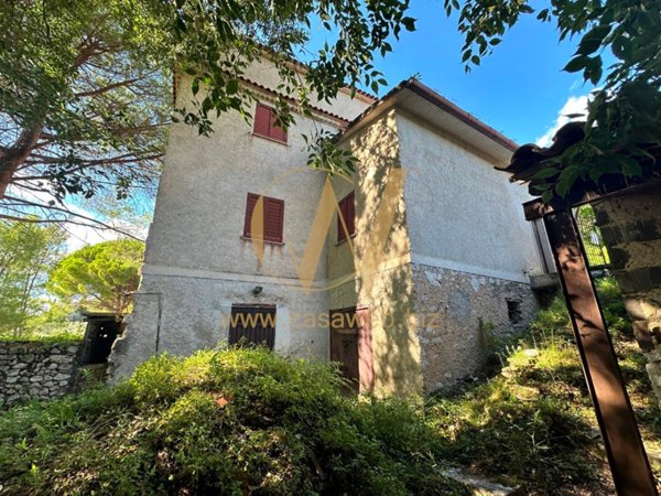 casa indipendente in vendita a Sant'Angelo d'Alife