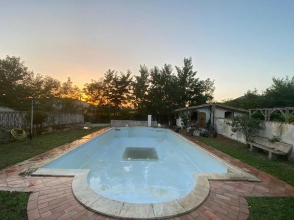 casa indipendente in vendita a Sant'Angelo d'Alife