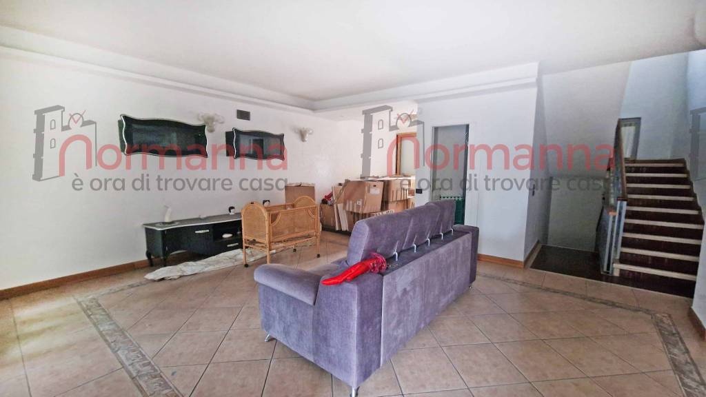 casa indipendente in vendita a Sant'Arpino
