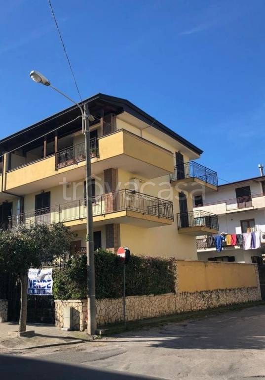 casa indipendente in vendita a Sant'Arpino