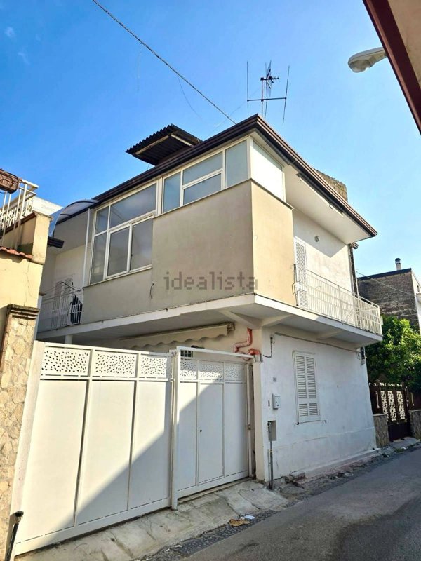 casa indipendente in vendita a Sant'Arpino