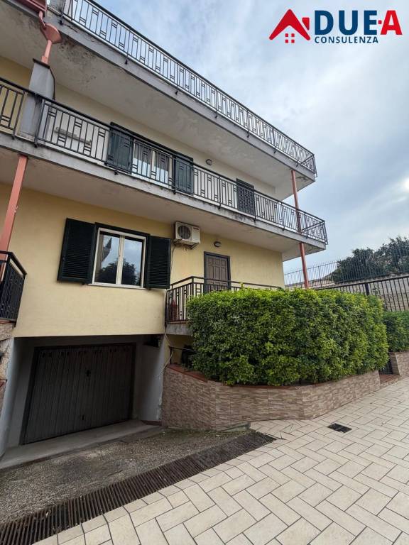 casa indipendente in vendita a Sant'Arpino