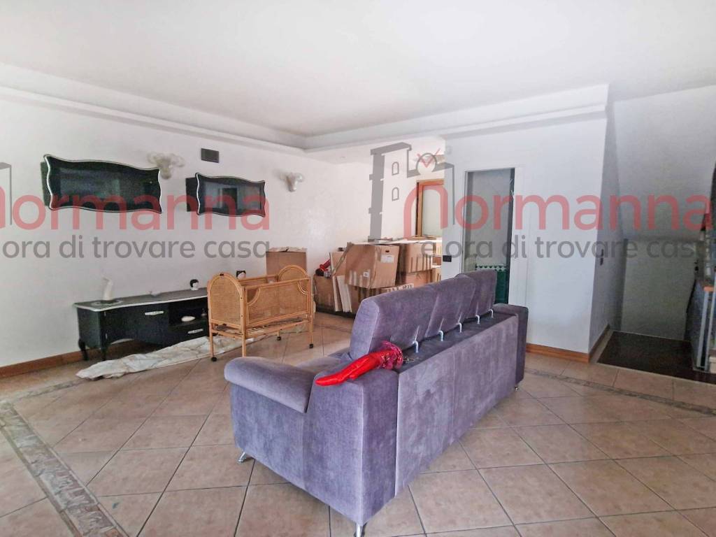 casa indipendente in vendita a Sant'Arpino