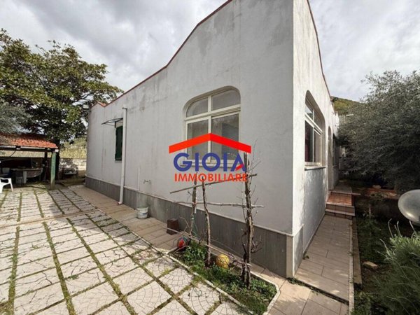 casa indipendente in vendita a Sessa Aurunca
