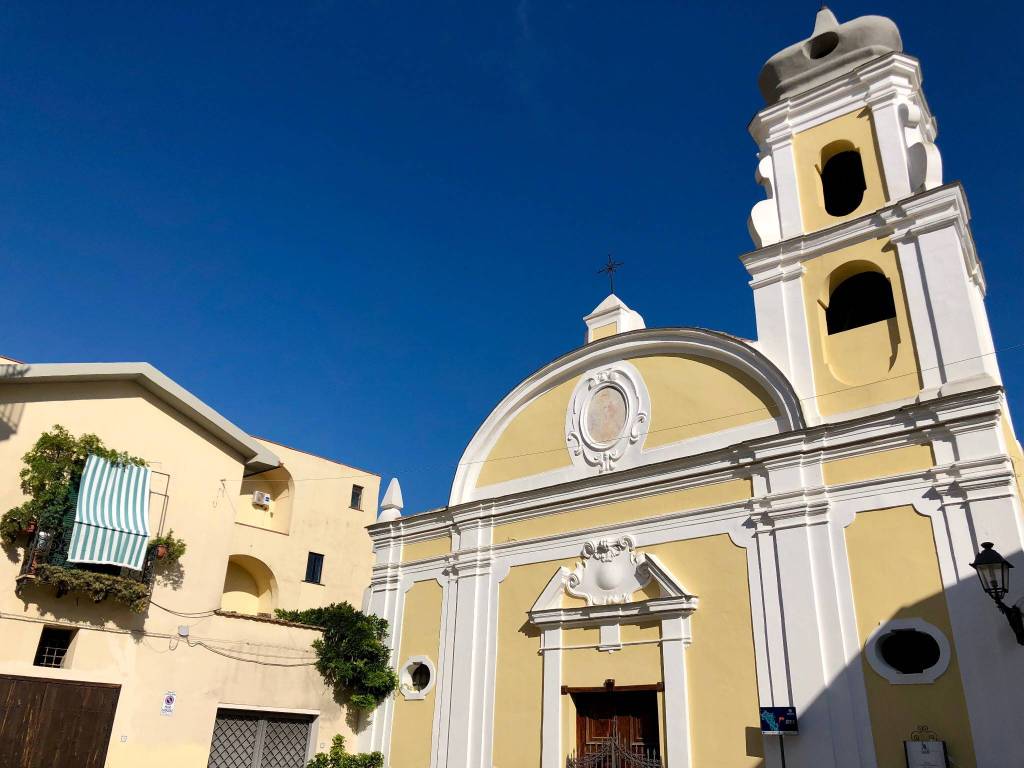 intera palazzina in vendita a Sessa Aurunca
