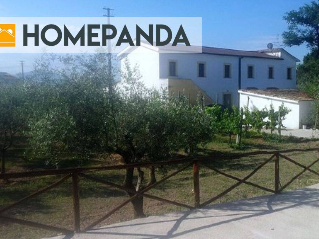 casa indipendente in vendita a Sessa Aurunca