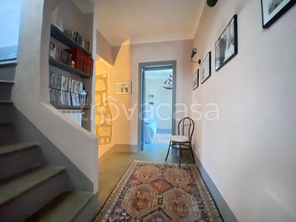 casa indipendente in vendita a Sessa Aurunca in zona Tuoro