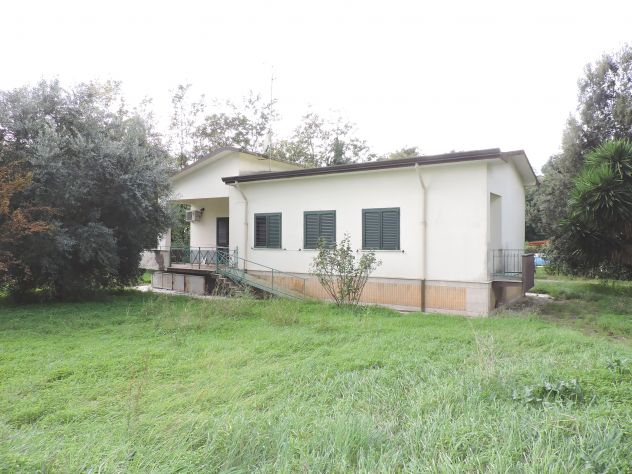 casa indipendente in vendita a Sessa Aurunca