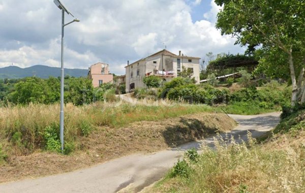 casa indipendente in vendita a Sessa Aurunca