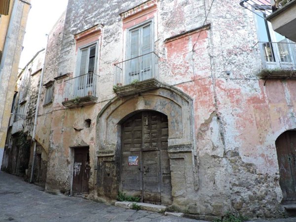 intera palazzina in vendita a Sessa Aurunca