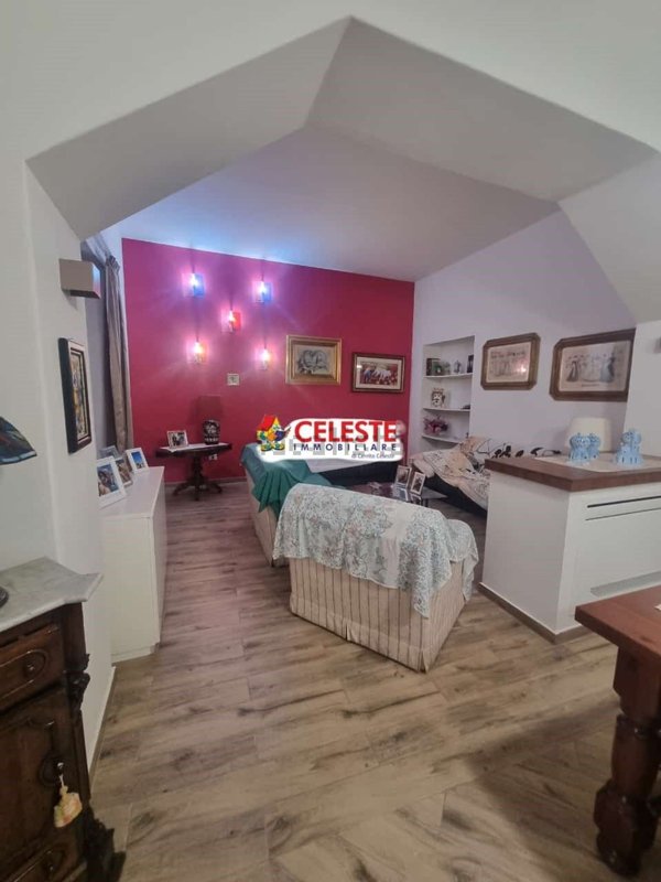 casa indipendente in vendita a Sessa Aurunca in zona Cascano