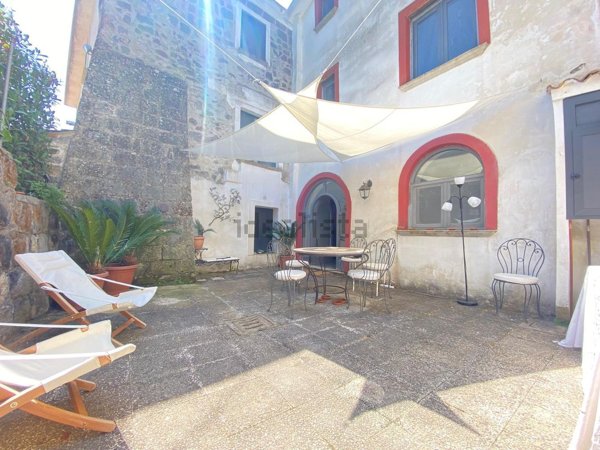 quadrivano in vendita a Sessa Aurunca in zona Tuoro