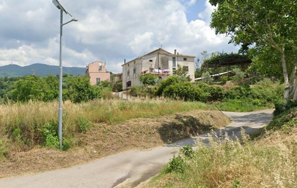 quadrivano in vendita a Sessa Aurunca