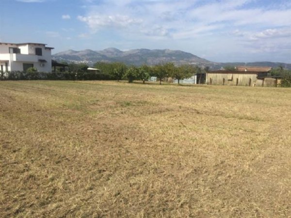 casa indipendente in vendita a Sessa Aurunca in zona San Castrese