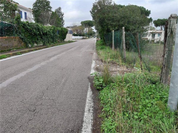 terreno edificabile in vendita a Sessa Aurunca in zona Baia Domizia