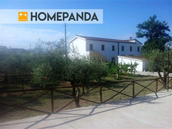 casa indipendente in vendita a Sessa Aurunca