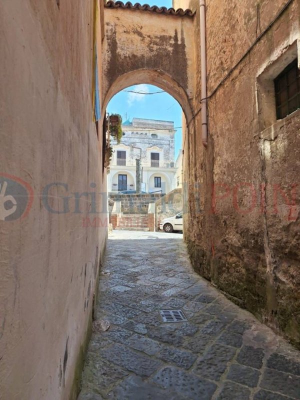 casa indipendente in vendita a Sessa Aurunca