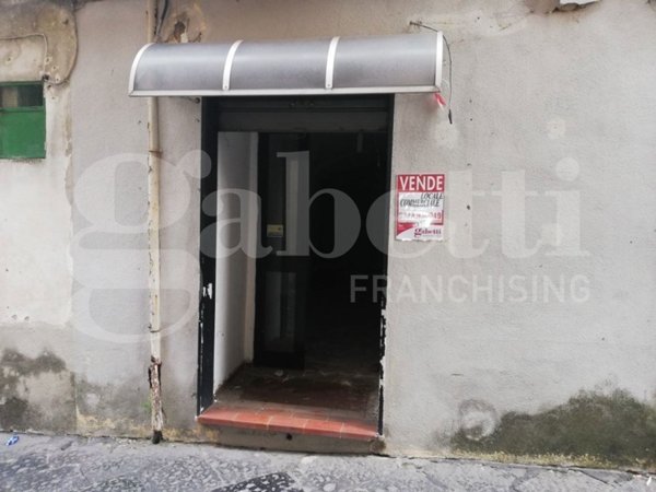 negozio in vendita a Sessa Aurunca