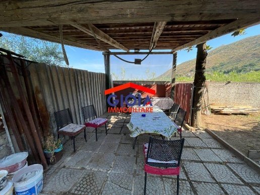 casa indipendente in vendita a Sessa Aurunca