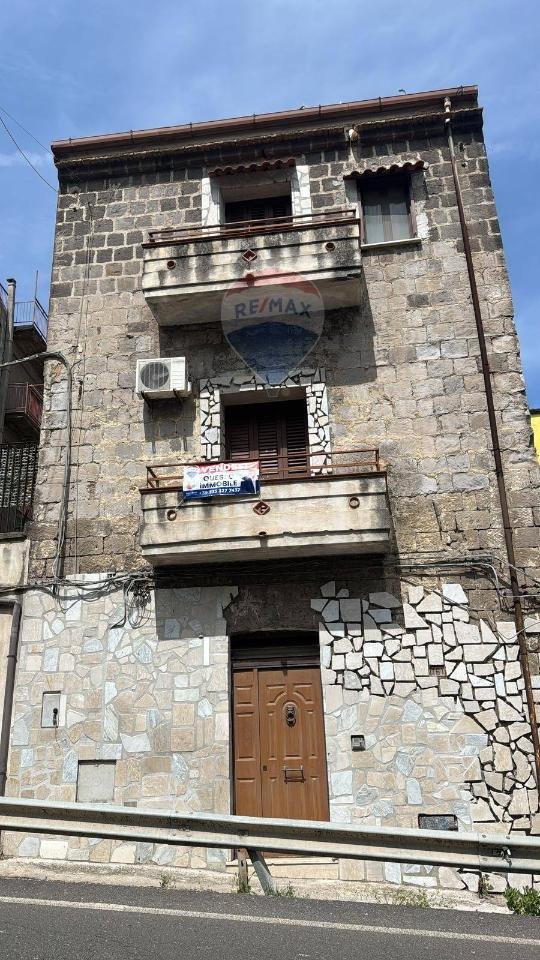 casa indipendente in vendita a Sessa Aurunca in zona Cascano