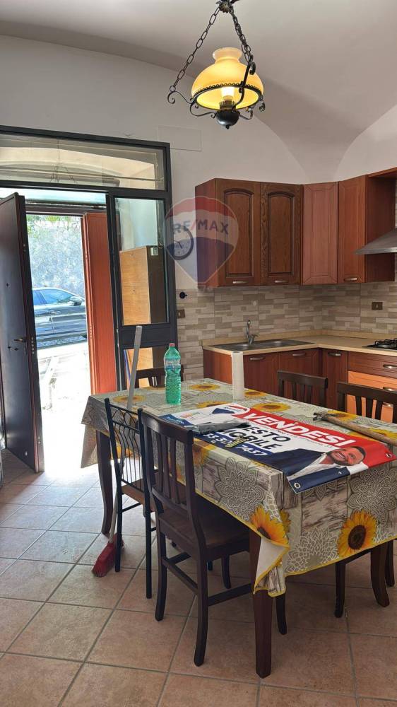 casa indipendente in vendita a Sessa Aurunca in zona Cascano