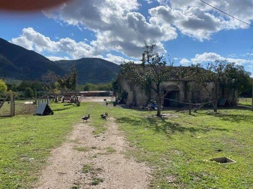 casale in vendita a Sessa Aurunca in zona Piedimonte