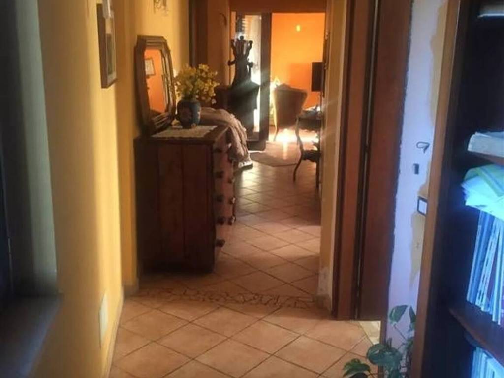 casa indipendente in vendita a Sessa Aurunca