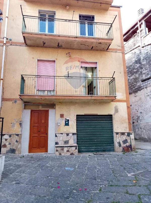 casa indipendente in vendita a Sessa Aurunca in zona Cupa