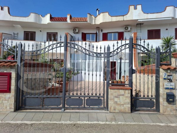 casa indipendente in vendita a Sessa Aurunca
