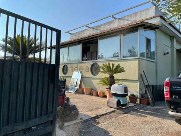 casa indipendente in vendita a Sessa Aurunca in zona Piedimonte