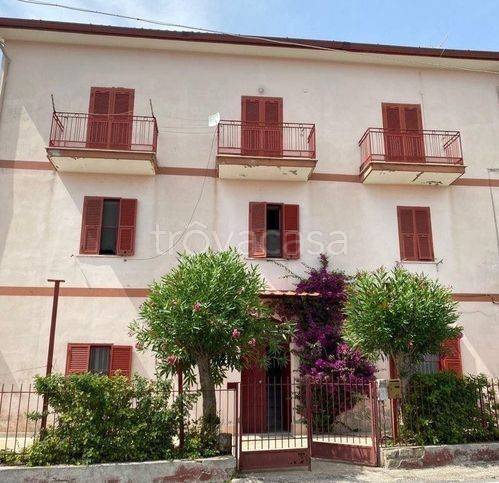 appartamento in vendita a Sessa Aurunca in zona Fontanaradina