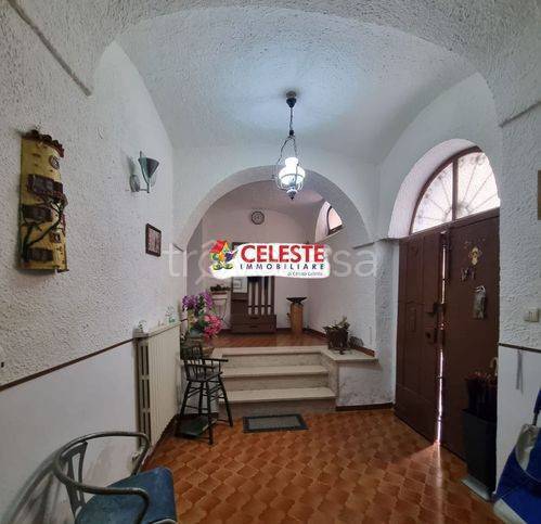 casa indipendente in vendita a Sessa Aurunca in zona Carano