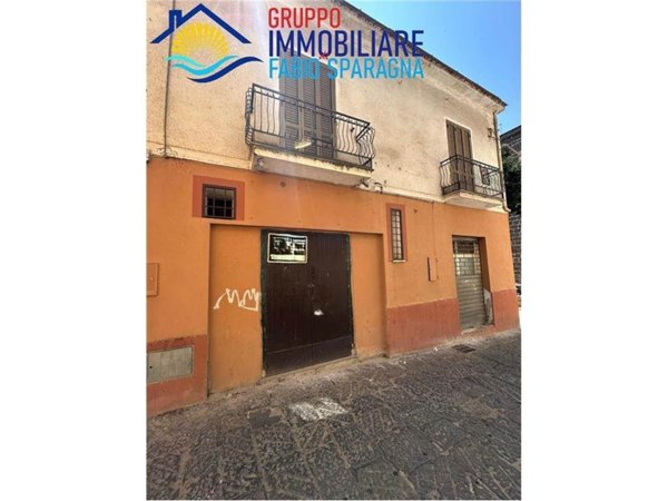 casa indipendente in vendita a Sessa Aurunca in zona Lauro