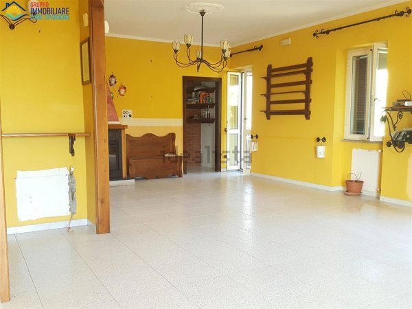 appartamento in vendita a Sessa Aurunca in zona Avezzano