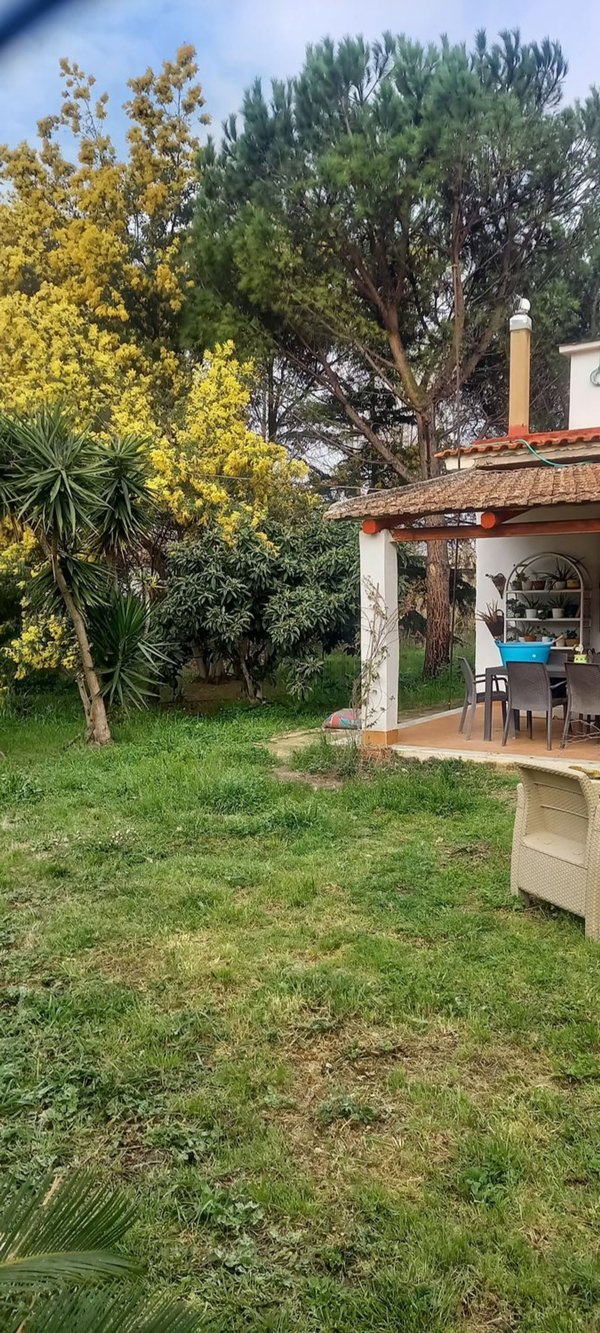 casa indipendente in vendita a Sessa Aurunca in zona Piedimonte