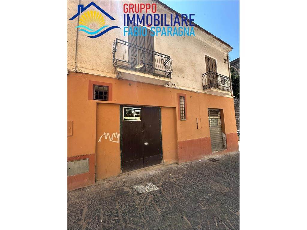 casa indipendente in vendita a Sessa Aurunca in zona Lauro