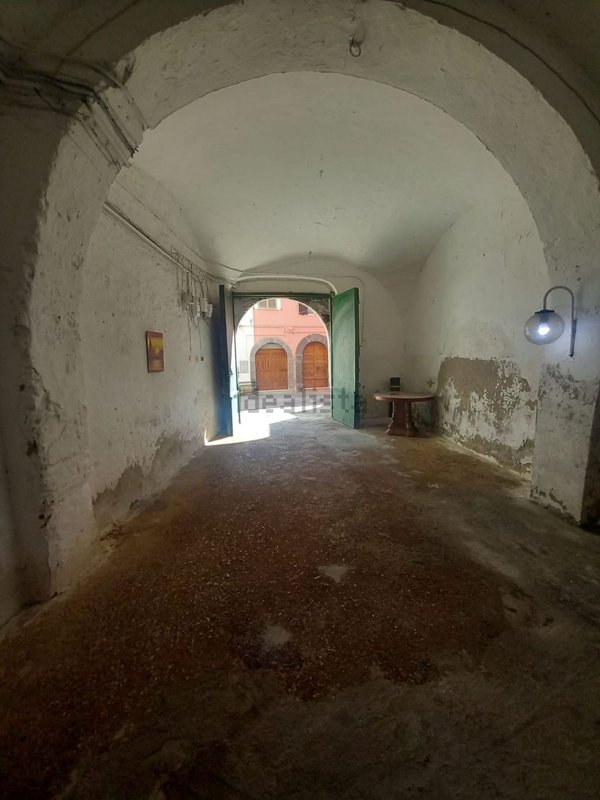 casa indipendente in vendita a Sessa Aurunca in zona Carano