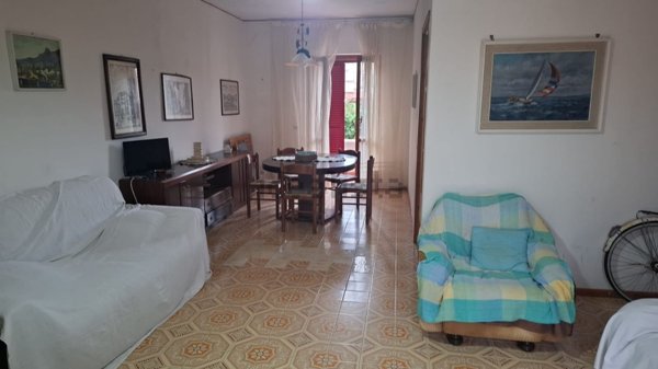 casa indipendente in vendita a Sessa Aurunca