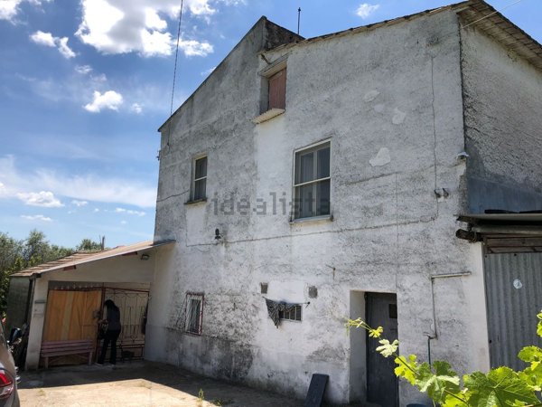 casa indipendente in vendita a Sessa Aurunca in zona Maiano