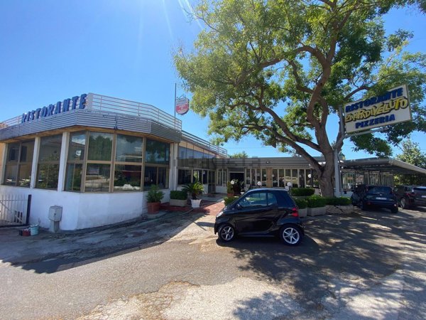 negozio in vendita a Sessa Aurunca