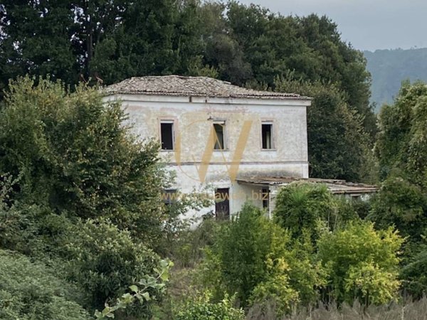 casa indipendente in vendita a Sessa Aurunca in zona Ponte