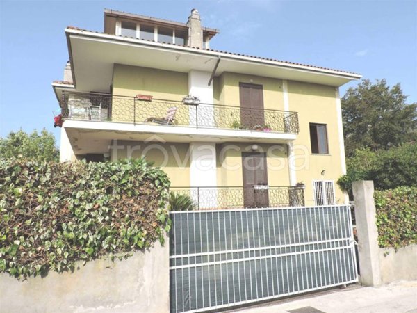 casa indipendente in vendita a Sessa Aurunca in zona Carano