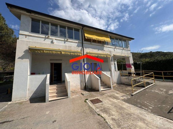 casa indipendente in vendita a Sessa Aurunca