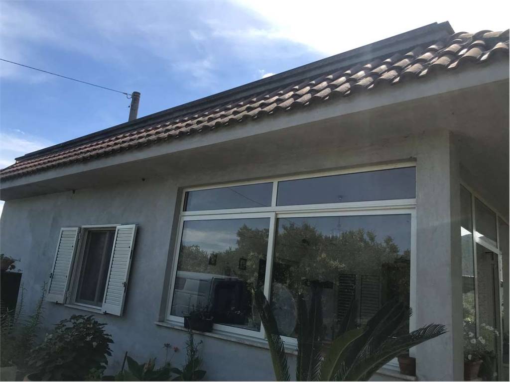 casa indipendente in vendita a Sessa Aurunca